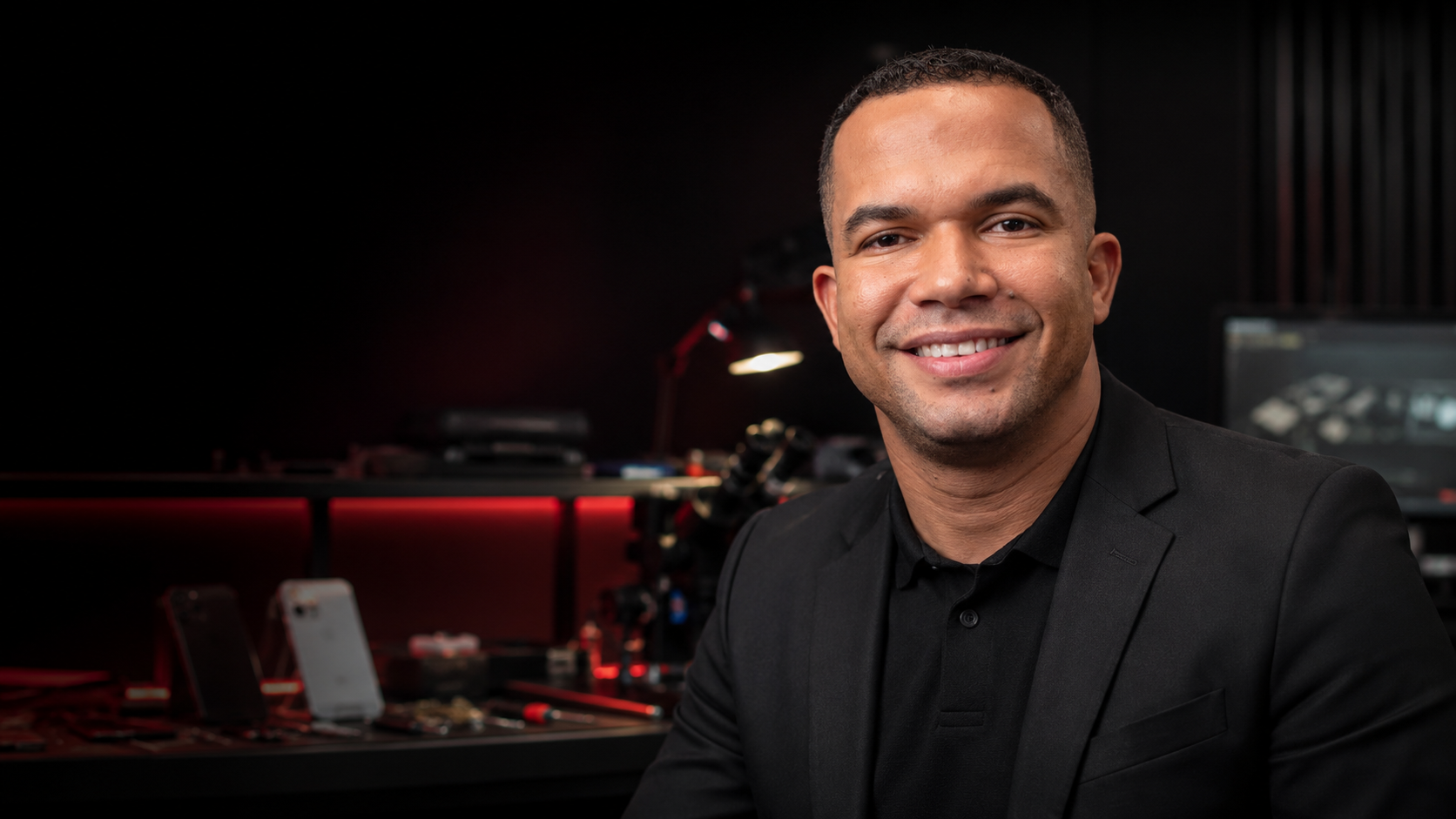 Cassiano Alves em momento de fé e história